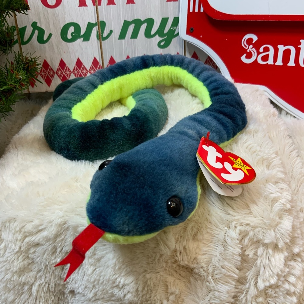 Ty Beanie Babies Hissy snake 1997